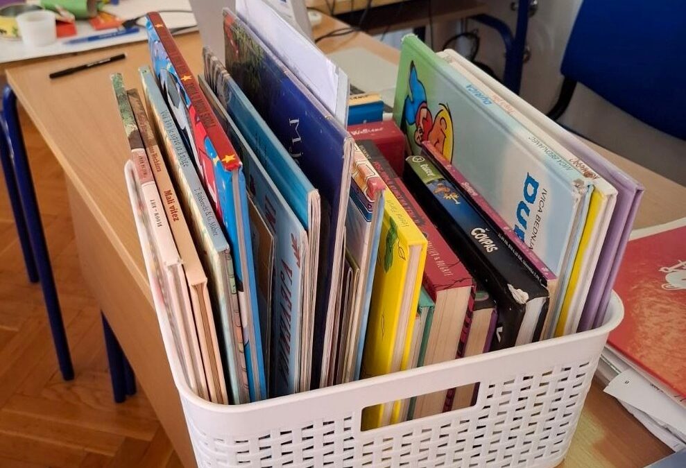 Mjesec hrvatske knjige: “Kutije pune dobrih knjiga” u područnim školama