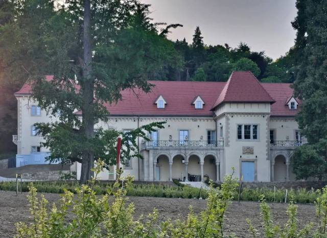 Učenici Područne škole Ladanje Gornje na izvanučioničkoj nastavi u Arboretumu Opeka